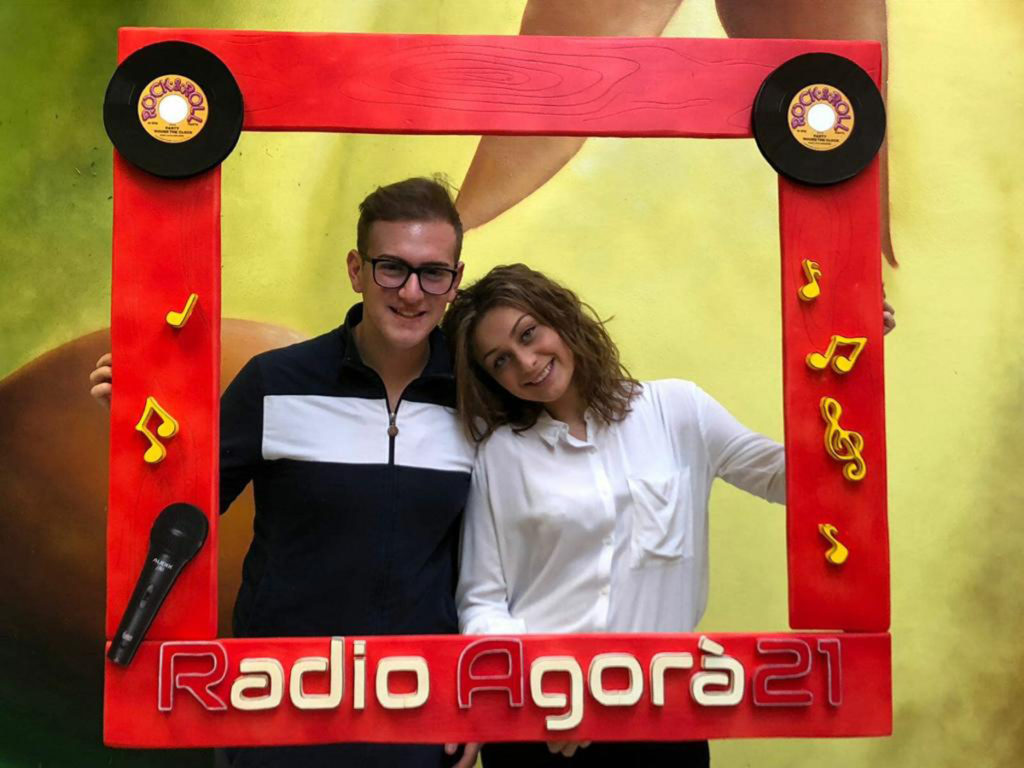 re-maldi-con-ele-e-dani-radio-agorà-21-orbassano-torino re-maldi con Ele e Dani - Radio agorà 21 Orbassano