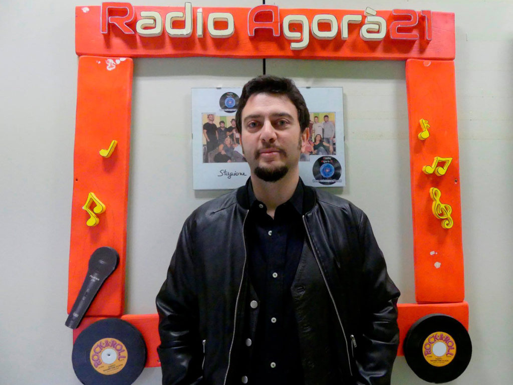 sogno-di-una-notte-di-musica-e-poesia-radio-agora21-orbassano-torino sogno-di-una-notte-di-musica-e-poesia-radio-agora21-orbassano-torino